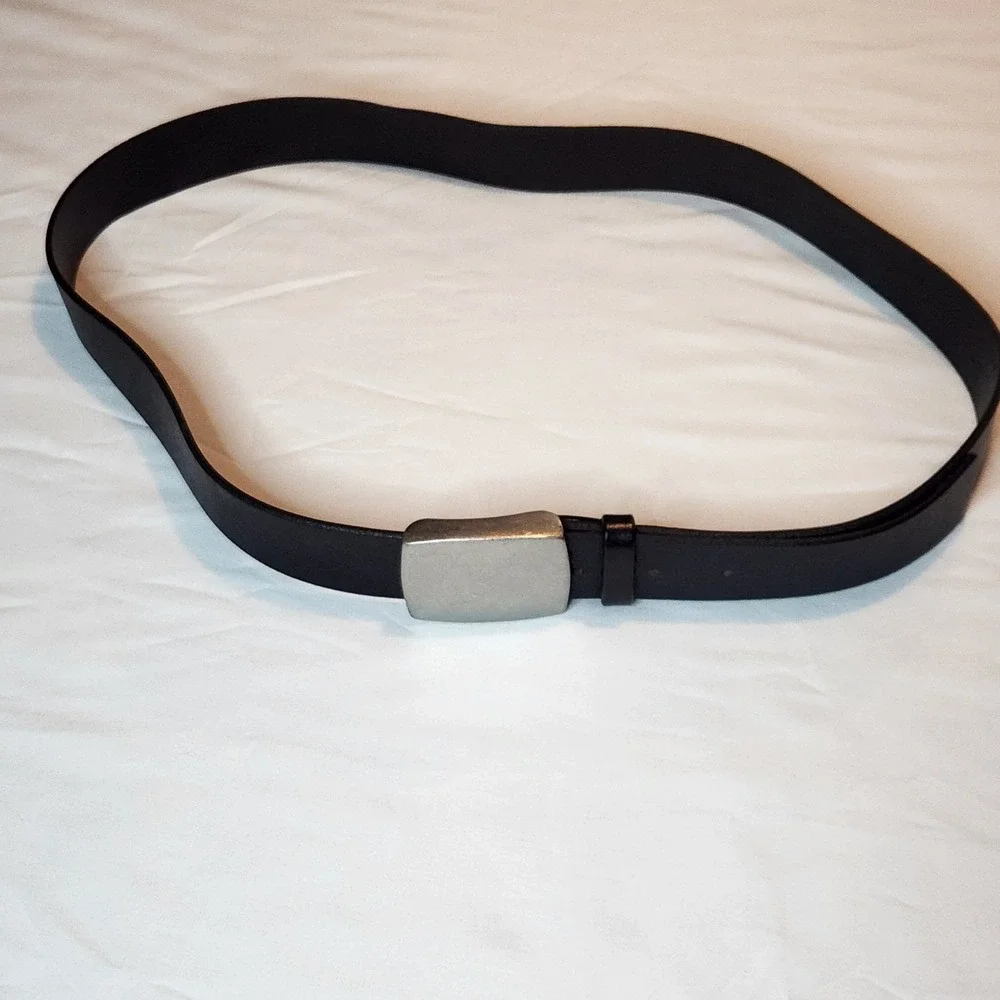 Eddie Bauer Black Dress Belt Adjustable Buckle Solid Classic Men's